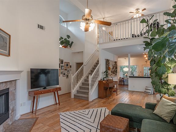3rd image of 3001 Brookshire Dr