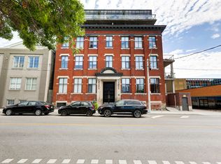 19 River St #2XX, Toronto, ON M5A3P1