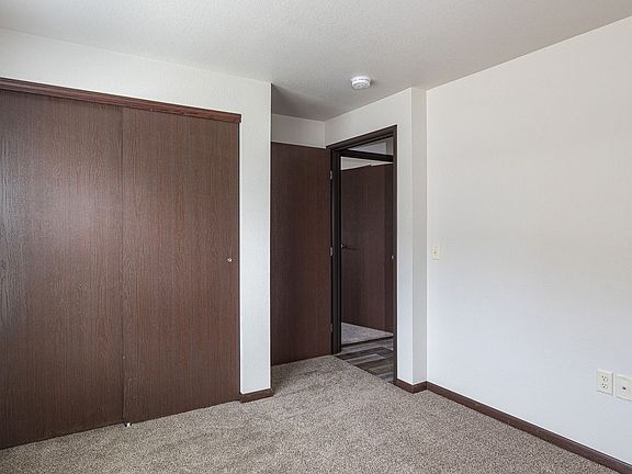 5th image of 2730-2790 Minerva St #36
