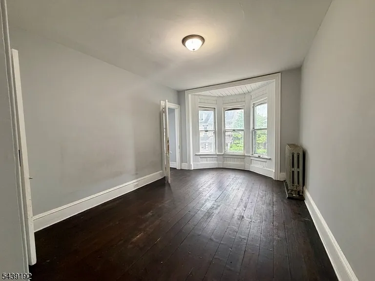 507 S Main St — Photo 32