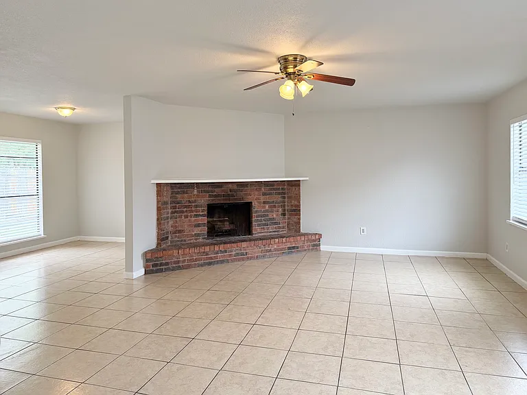 4125 Blue Flag Ln — Photo 5