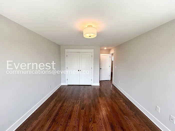 2146 Burns St — Photo 14