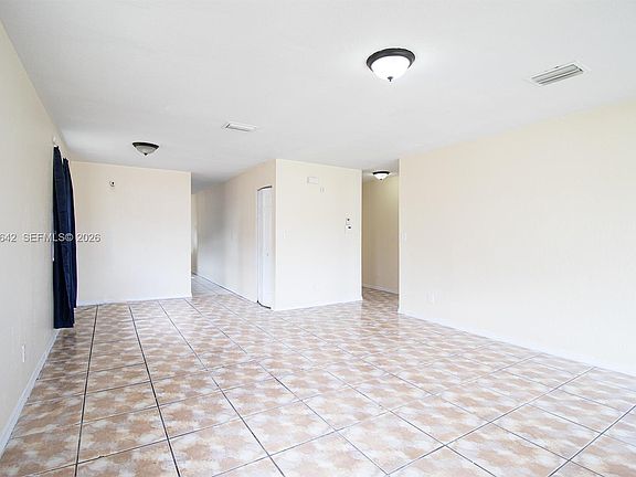 4th image of 455 NW 14th St