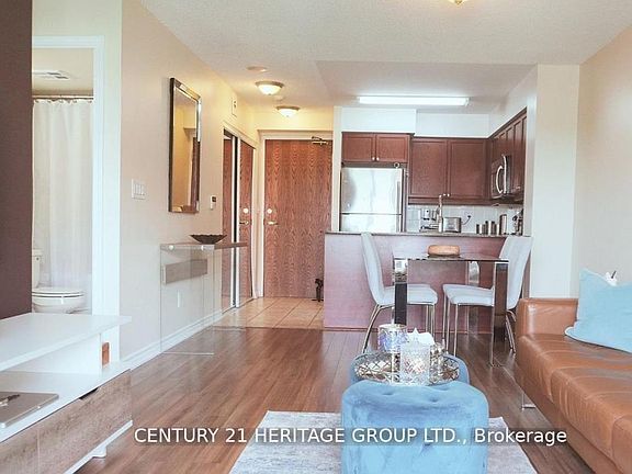 2nd image of 185 Oneida Cres #816