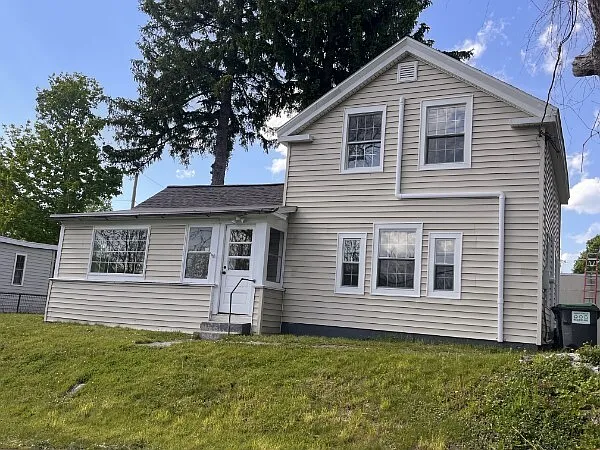 19 Carey Ave — Photo 12