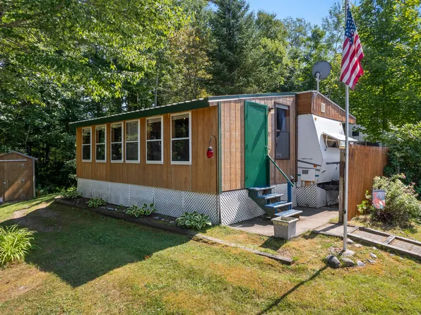 32 Fox Den Lane, Warren, ME 04864