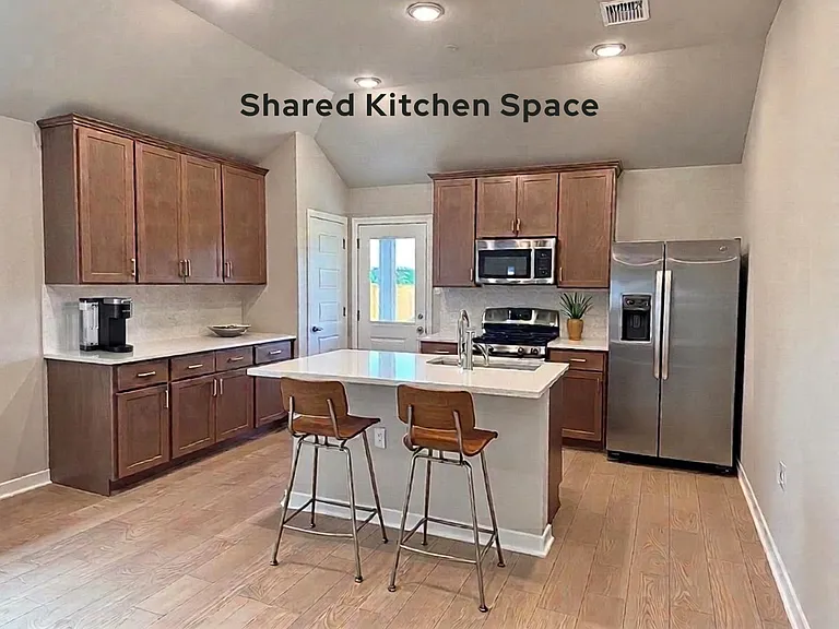 9301 Corvallis Dr — Photo 5