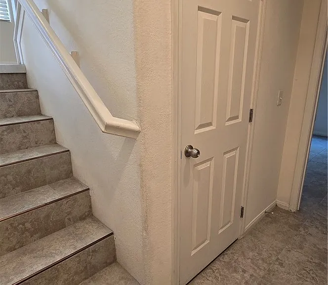 8920 James Carl Ct — Photo 4