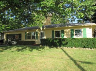 14676 Helmer Rd S, Battle Creek, MI 49015