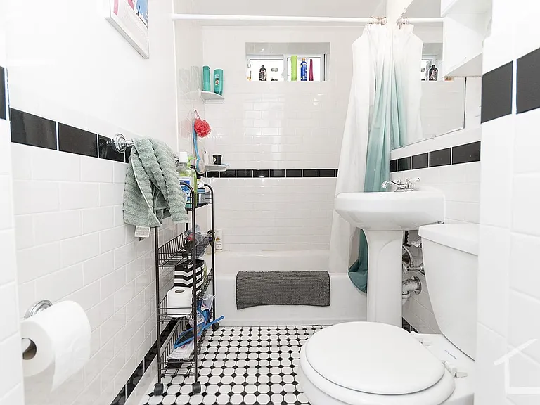 42 Brighton Ave #12L — Photo 6