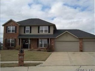 100 Sunnybrooke, Troy, IL 62294
