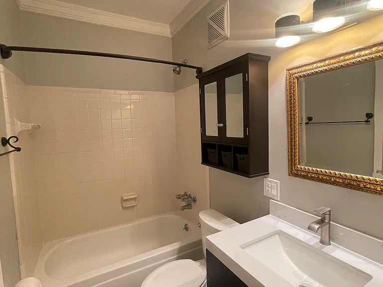 418 Clement Ave #4 — Photo 5