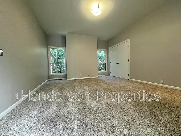 501 Fenton Pl #K — Photo 12