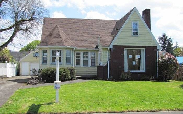 2nd image of 3530 SE 71st Ave