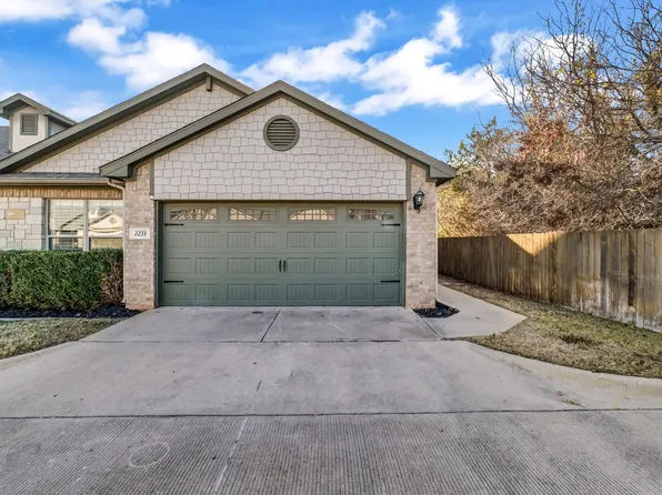 2233 Cobblestone Ct, Granbury, TX 76049