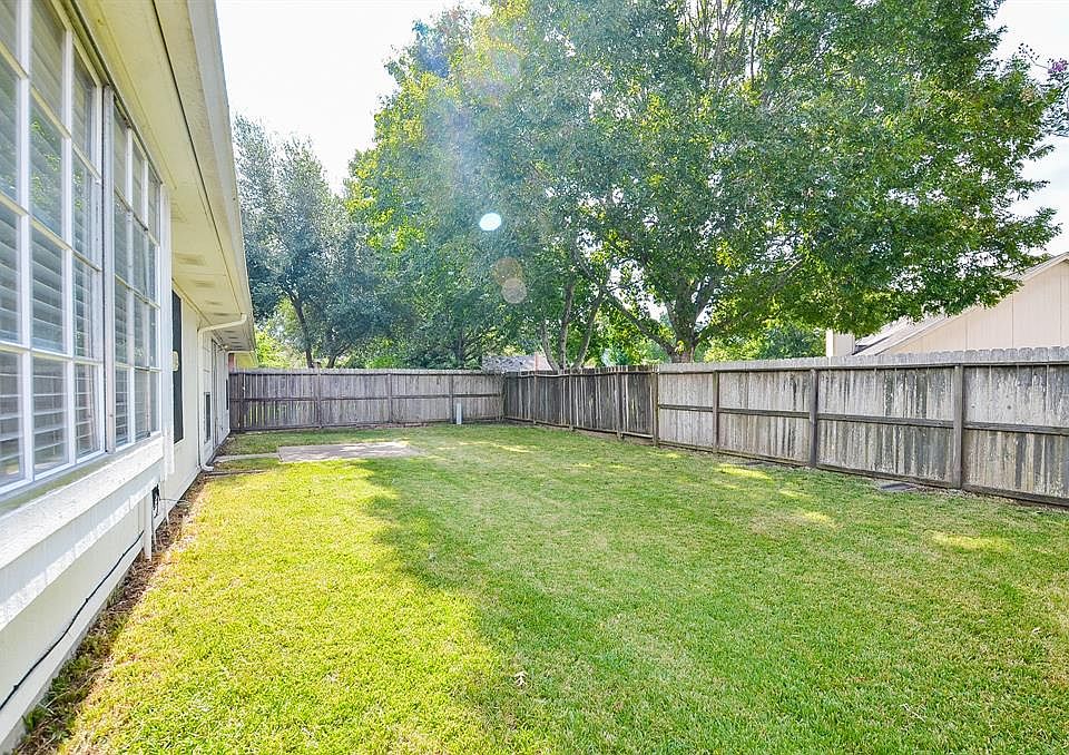 2nd image of 16511 Tranquil Dr