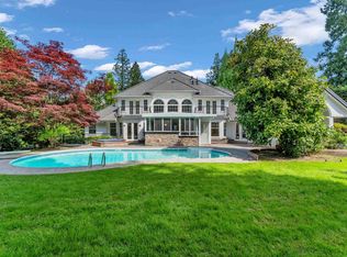 13688 32nd Ave, Surrey, BC V4P3C8