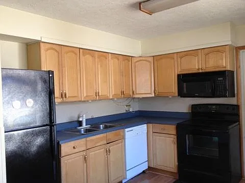 4804 22nd St W #B — Photo 5