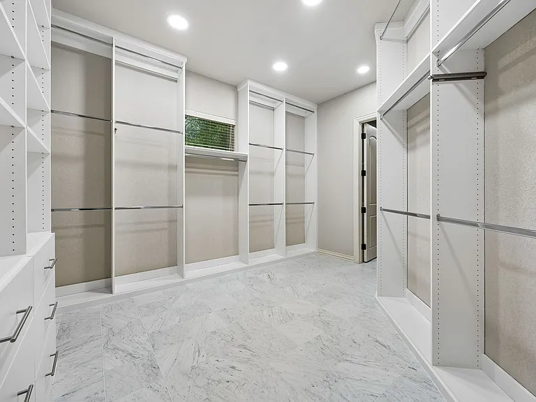 2101 Miracle Point Dr — Photo 40