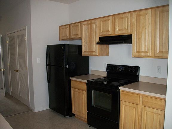 3rd image of 330 S Brown St