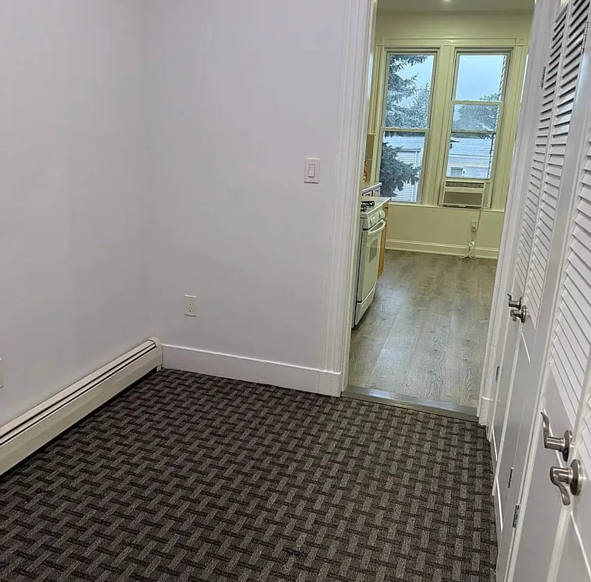 2 bed, $2,000 — Photo 2