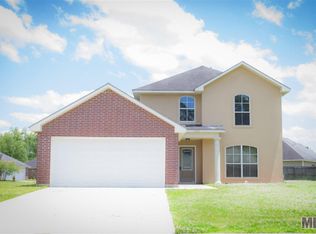 12300 Falcon Crest Dr, Denham Springs, LA 70726
