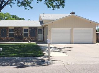 14 Crestaloma Dr, Pueblo, CO 81005