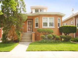 2637 Grove Ave, Berwyn, IL 60402