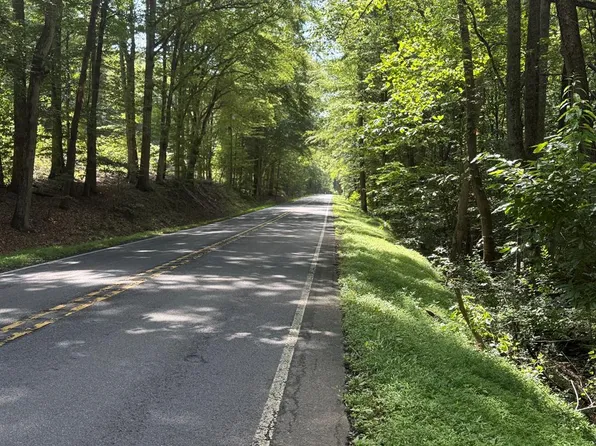 5479 Irish Rd, Schuyler, VA 22969
