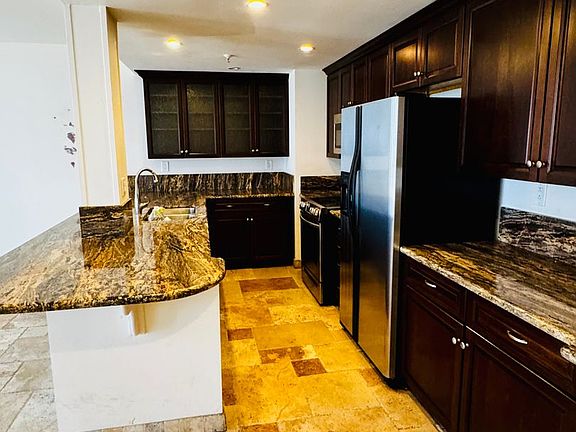 5th image of 1750 E Ocean Blvd Unit 7
