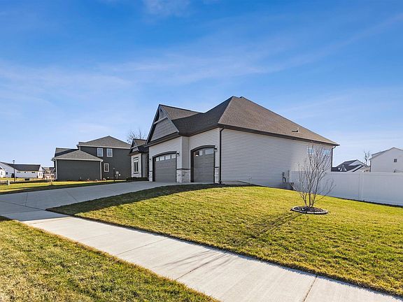 5th image of 54647 Pierre Trails Dr