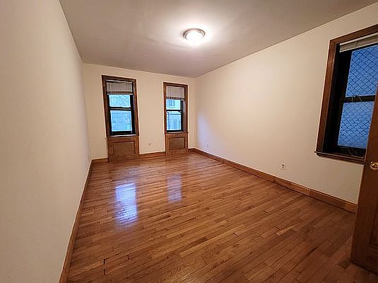 1st image of 310 E 74th St #2X