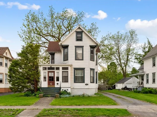 233 W Walnut St, Oneida, NY 13421