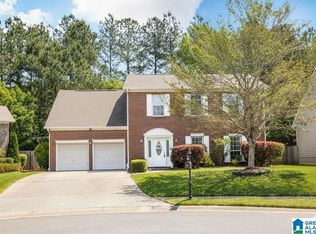 1609 Deer Valley Dr, Hoover, AL 35226