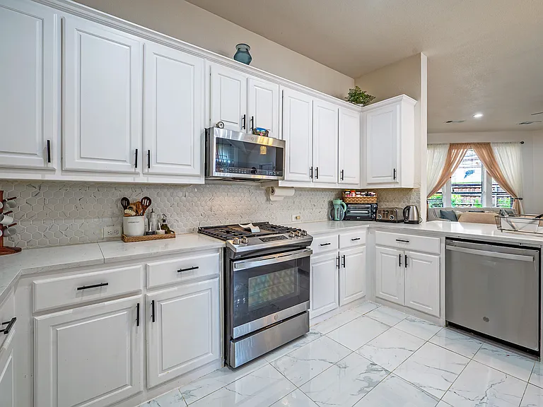 5925 Legend Ln — Photo 10