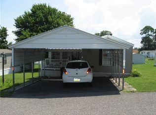 216 Edsel Dr, Ruffs Dale, PA 15679