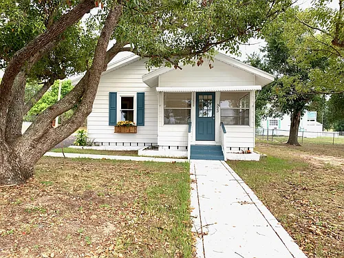 323 Matlo Ave Photo 1