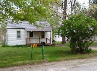 775 S. McClelland Ave., White Cloud, MI 49349