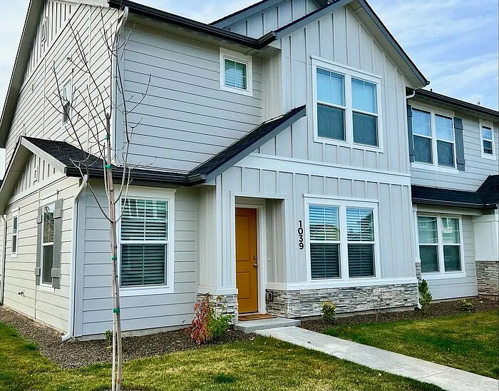 1062 E Martello Ln — Photo 16