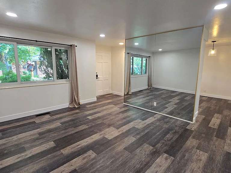 100 Hunter Lake Dr — Photo 11