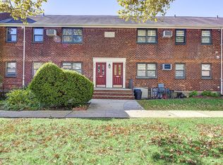 163-56 17th Ave #1, Whitestone, NY 11357