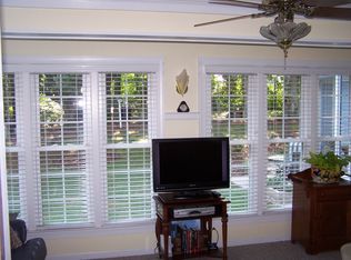 6 Brookglen Dr, Greensboro, NC 27410