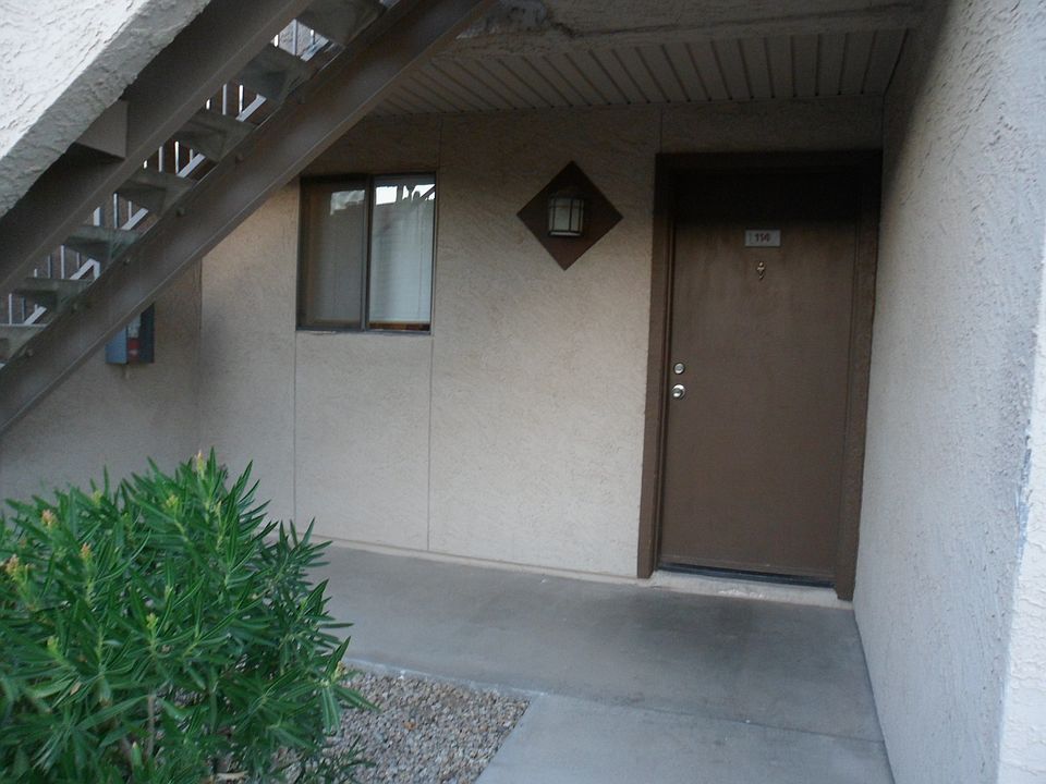 1st image of 1065 W 1st St #114