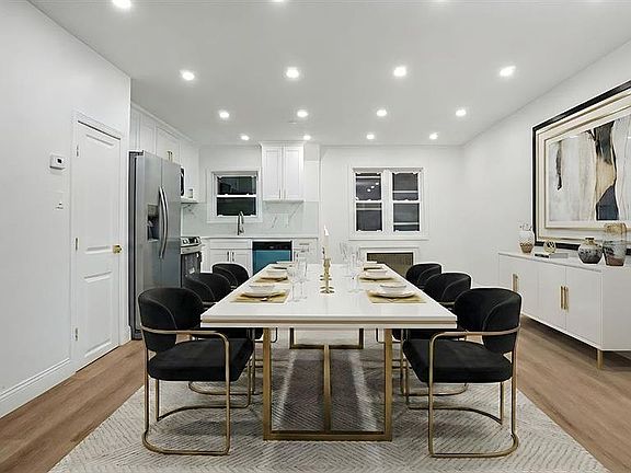 3rd image of 3031 Edson Ave #3