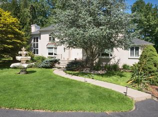 4 Farmbrook Rd, Sparta, NJ 07871