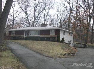 2007 E Bertrand Rd, Niles, MI 49120