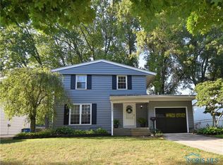 6223 Foxcroft Rd, Toledo, OH 43615