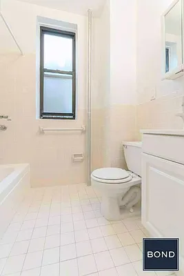 Rented by Bond New York | media 5