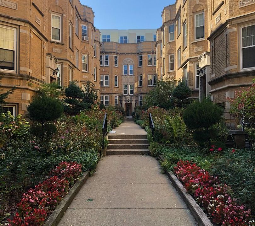 1st image of 718-24 Hinman Ave #16980098
