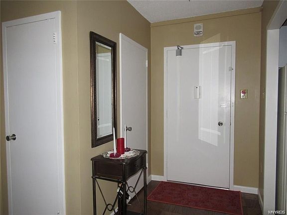 3rd image of 151 Buffalo Ave APT 1106